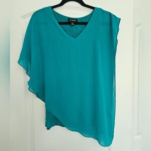 A. Byer Teal Asymmetrical Blouse